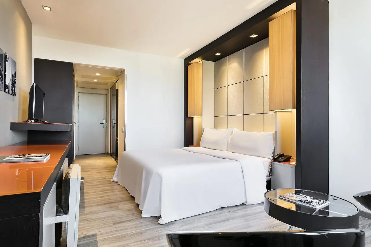Hotel Barcelona Condal Mar Affiliated By Melia Испания