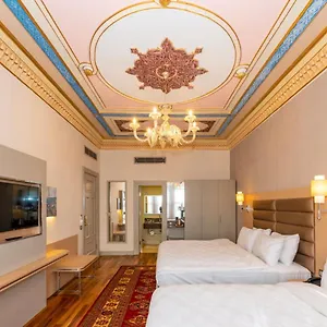 blue-gilroy-hotel.istanbul-turkeyhotels.com/