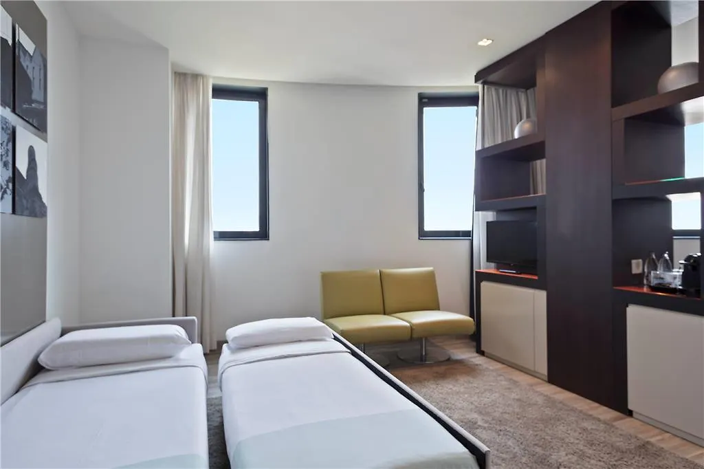 Hotel Barcelona Condal Mar Affiliated by Meliá